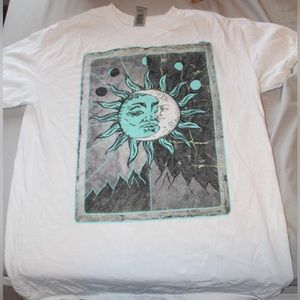 Gildan Activewear Sun & Moon T-Shirt